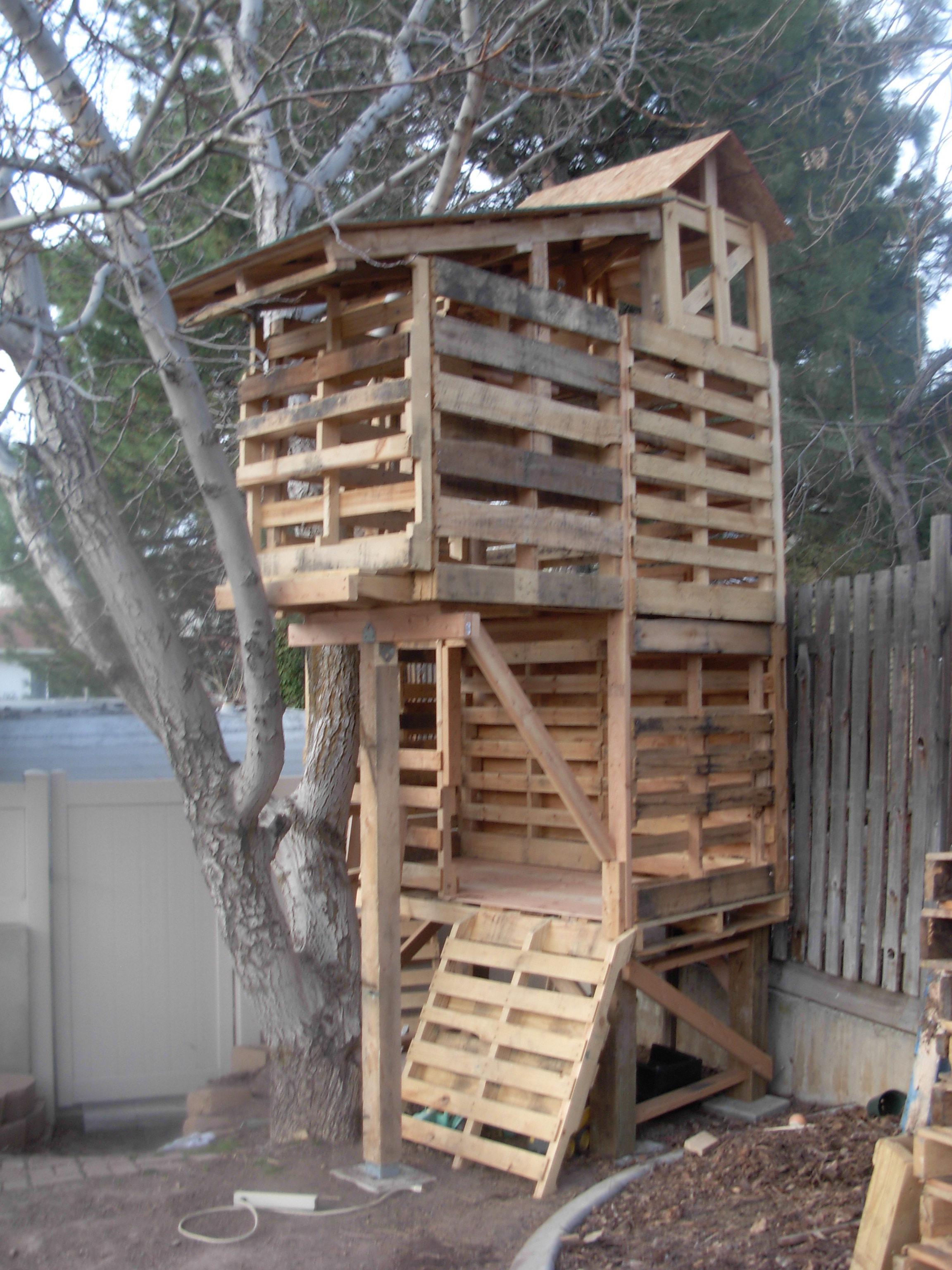 Firewood storage. Could be turned into a cute/small chicken coop!